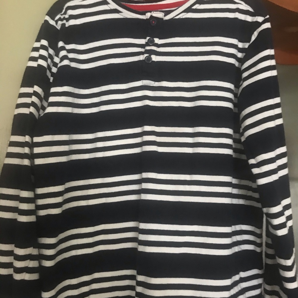Boys top